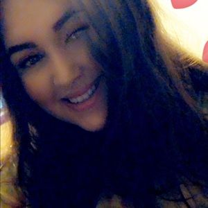 Meet your Posher, Krystal